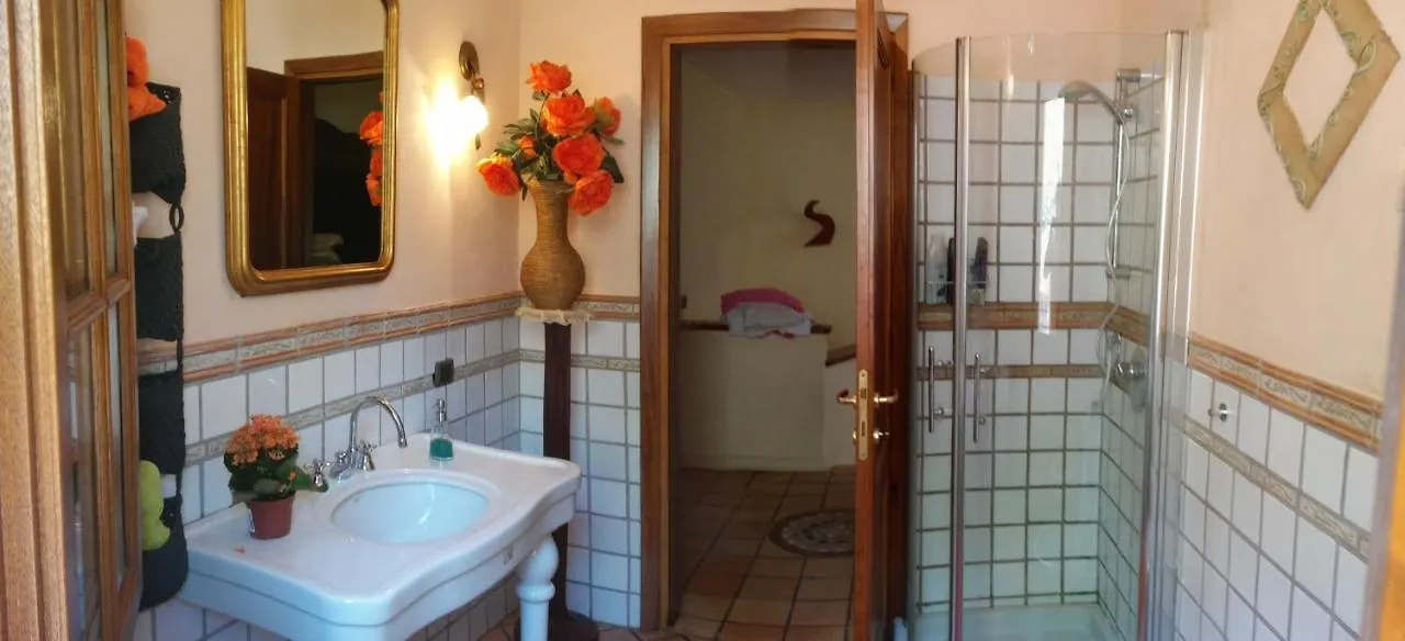 Room In Villa - Room In The Hills With Garden And Sea View San Salvatore  0*, San Salvatore (Genoa) إيطاليا