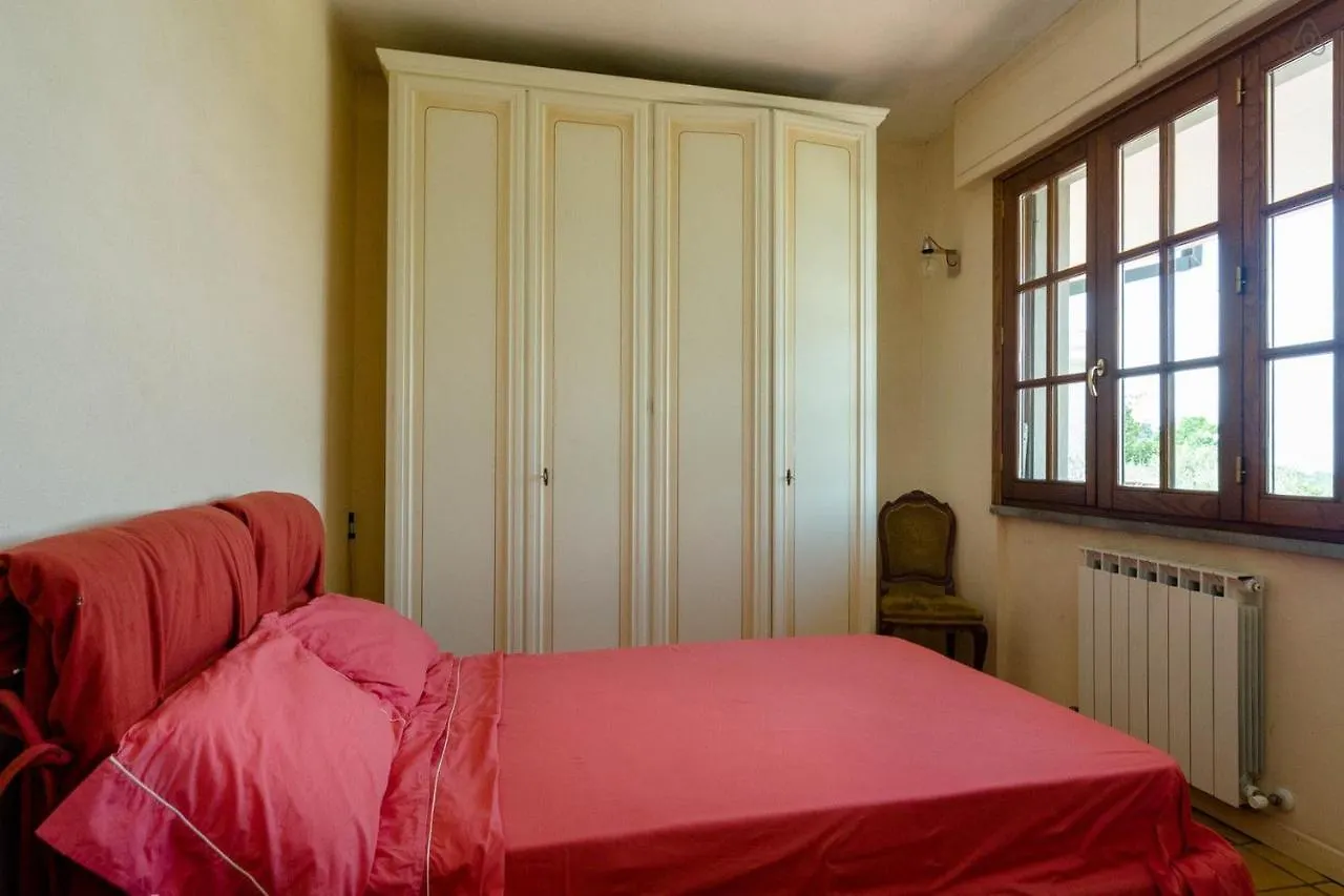 Room In Villa - Room In The Hills With Garden And Sea View San Salvatore  إيطاليا