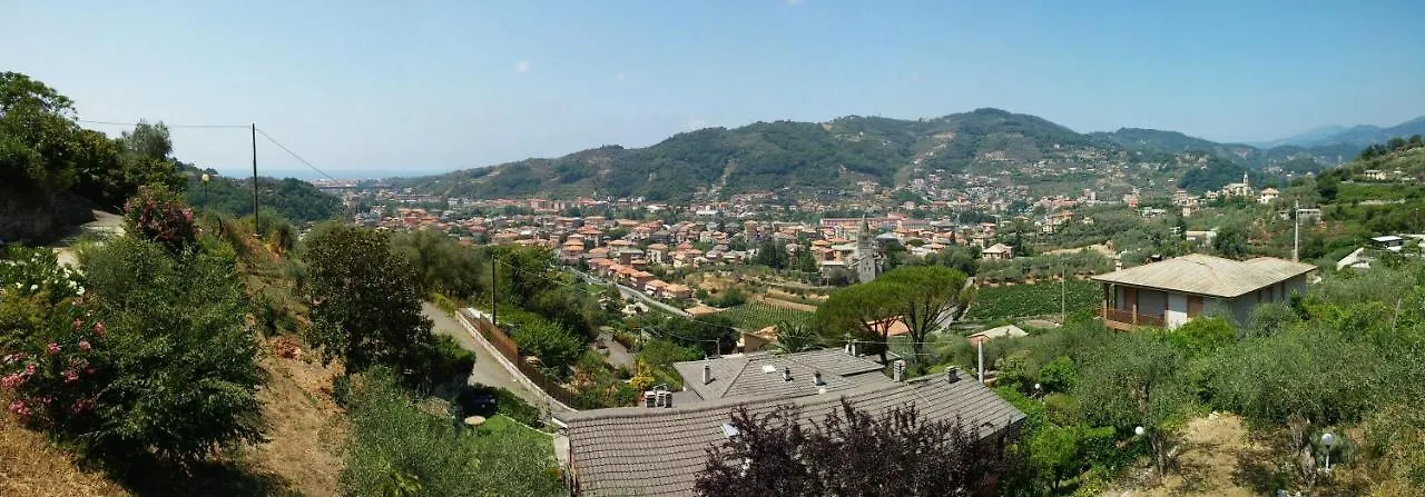 Room In Villa - Room In The Hills With Garden And Sea View San Salvatore  Gæstehus